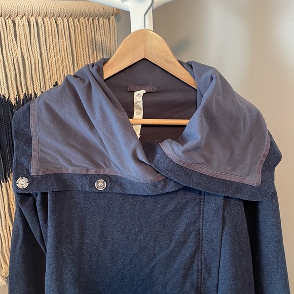 Lululemon Savasana Jacket/Wrap, Navy blue, Size 2 - Picture 9 of 12